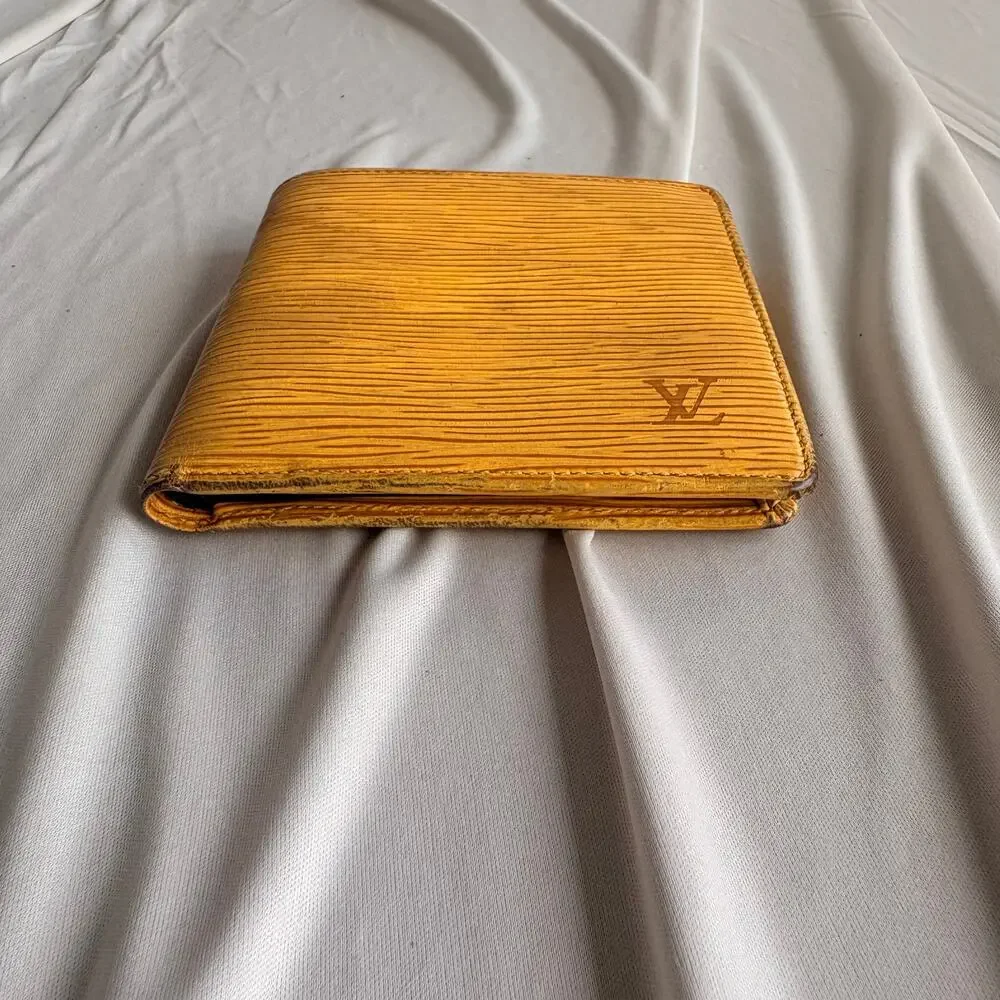 Louis Vuitton Marco Bifold Wallet - Tassil Yellow Epi Leather